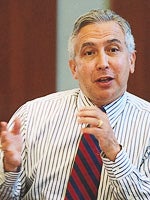 Roel Campos ’79