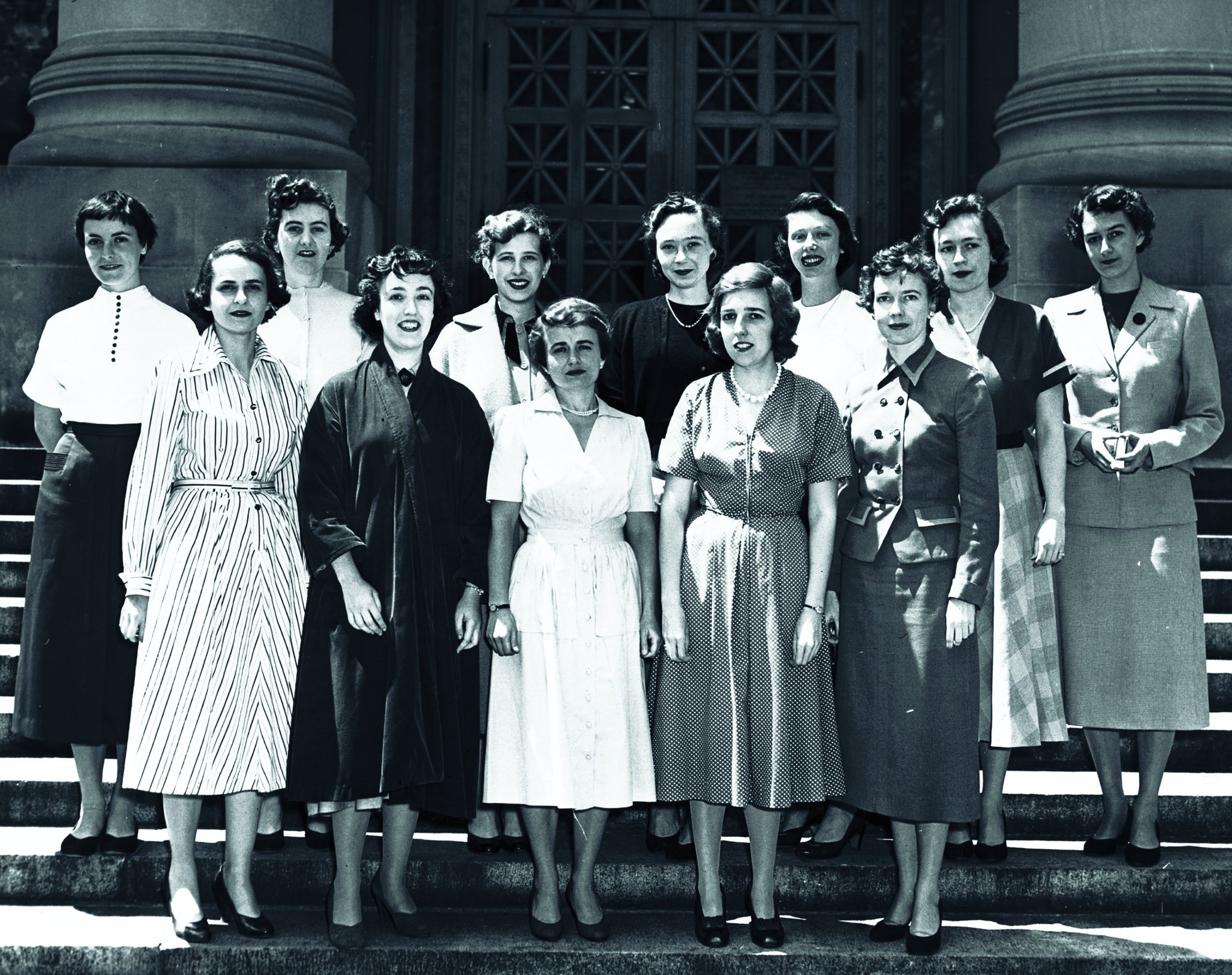 1953: The first class of women graduate from HLS.