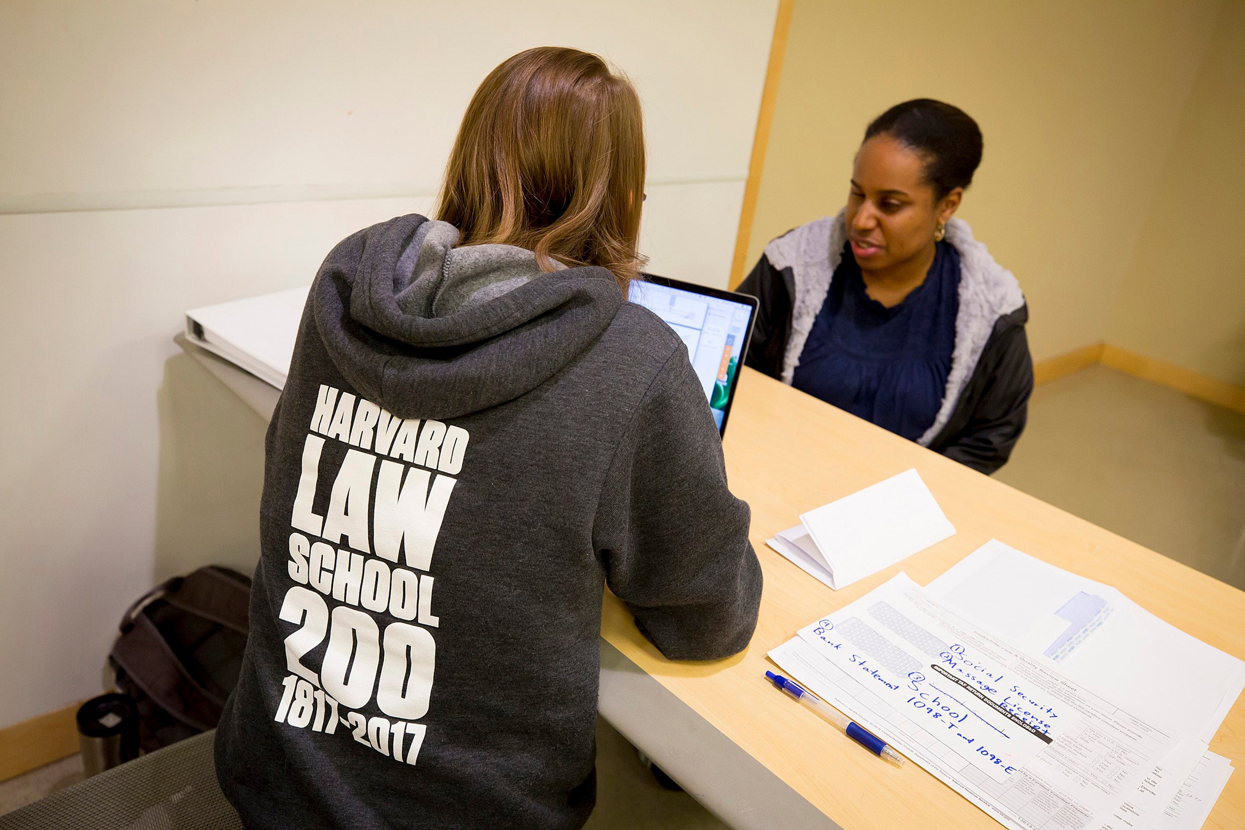 Law School students provide tax help