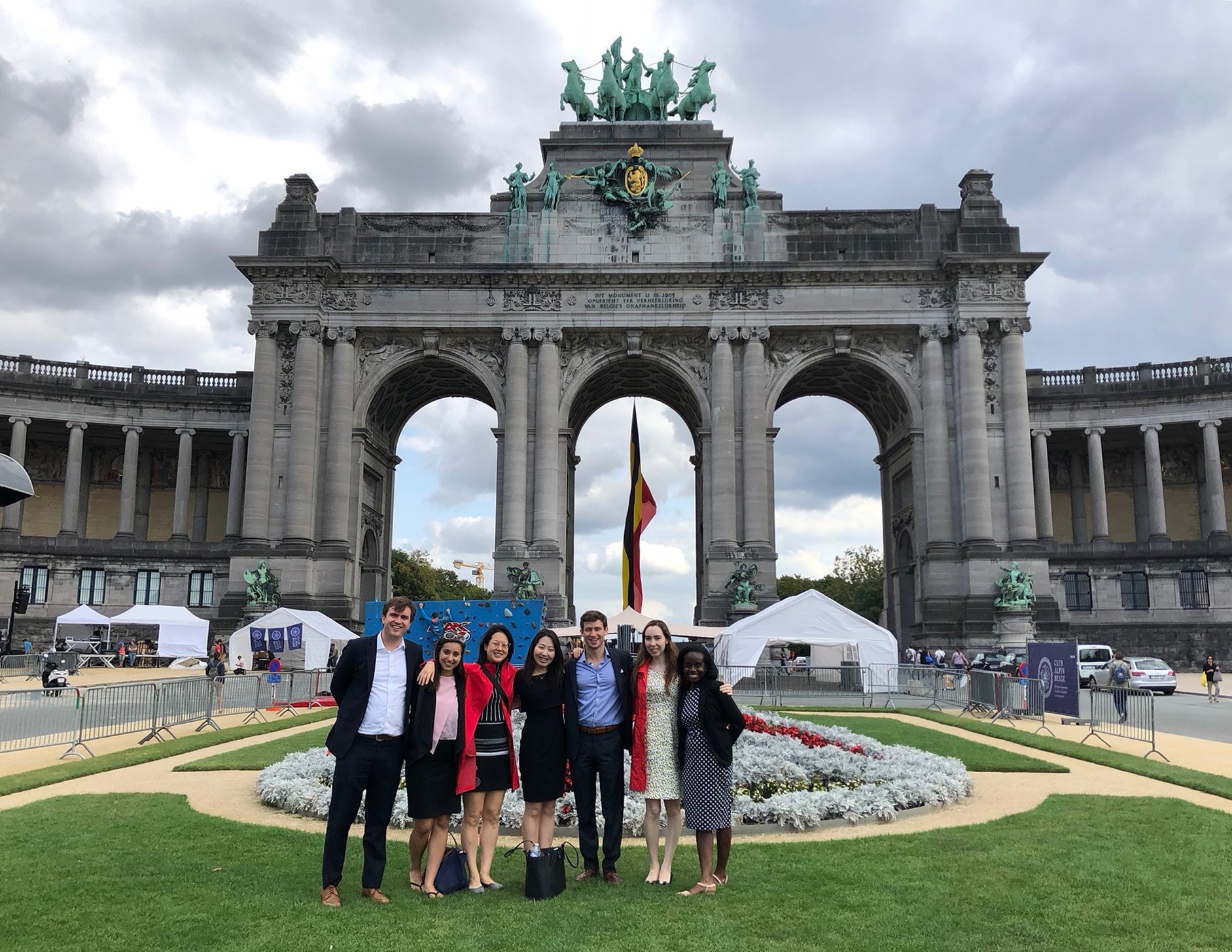 Harvard Association for Law and Business leads student delegation to Europe