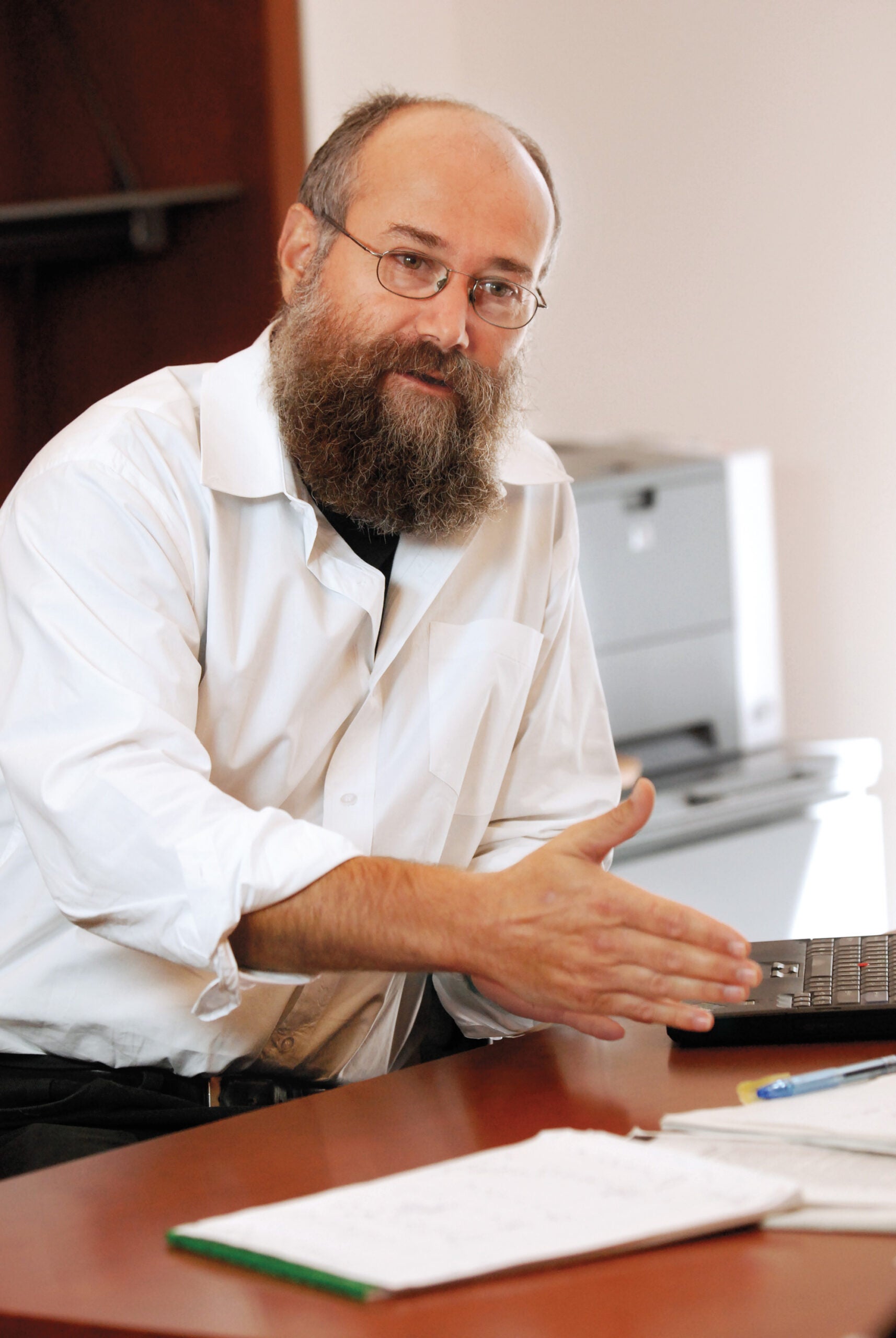 HLS Professor Yochai Benkler