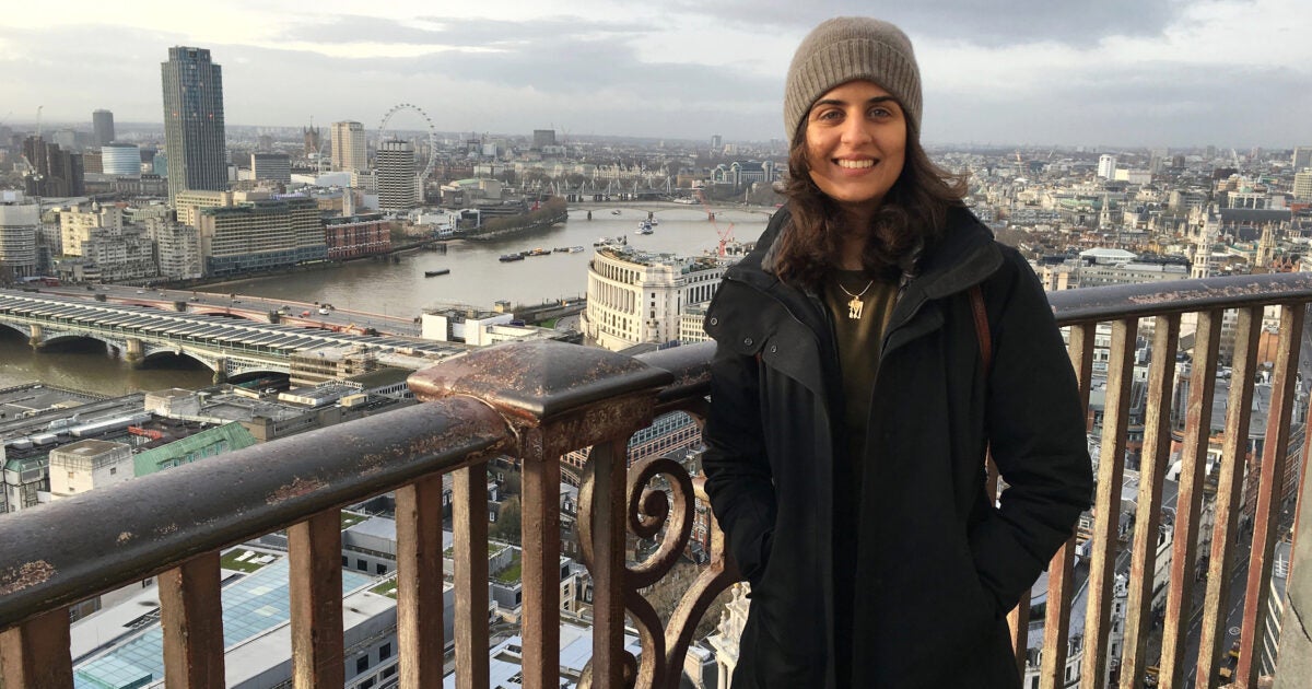 Mana Azarmi wins CLEA’s Outstanding Clinical Student Award - Harvard ...