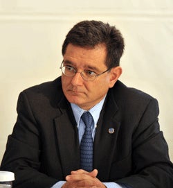 Carlos Castresana Fernandez