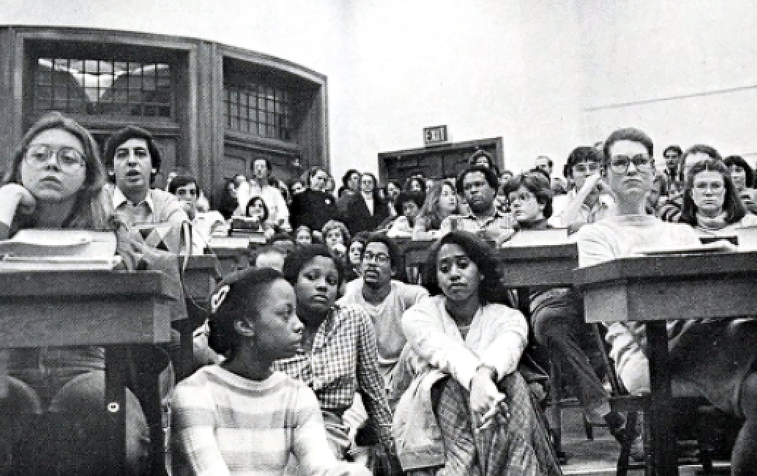Crowded classroom in 1982