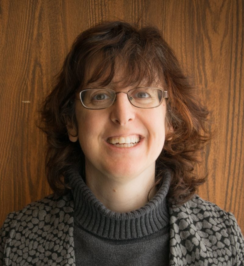 Headshot of Debbie Ginsberg.