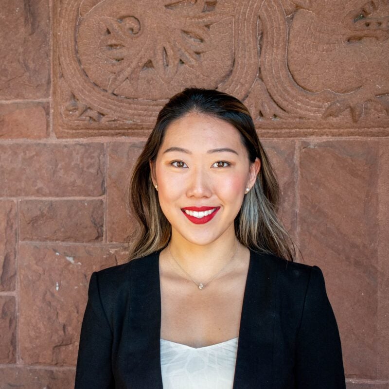 headshot of Lucy Cui