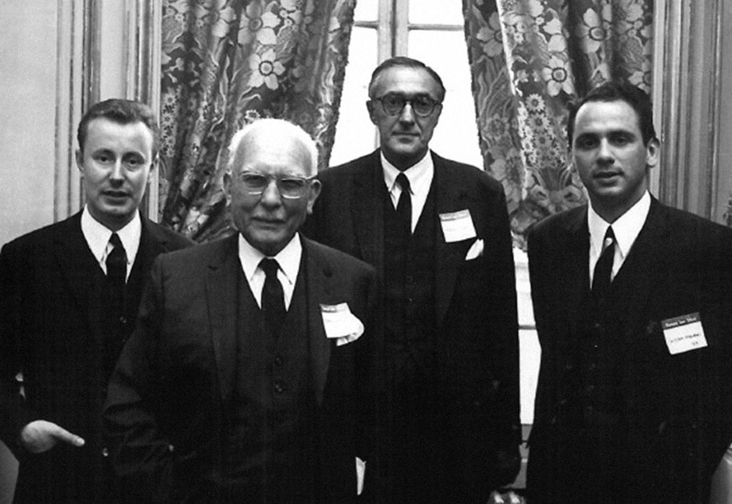 Class of 1963 LL.M. graduates Heinz Bongart (left) and Willem Stevens (right)
