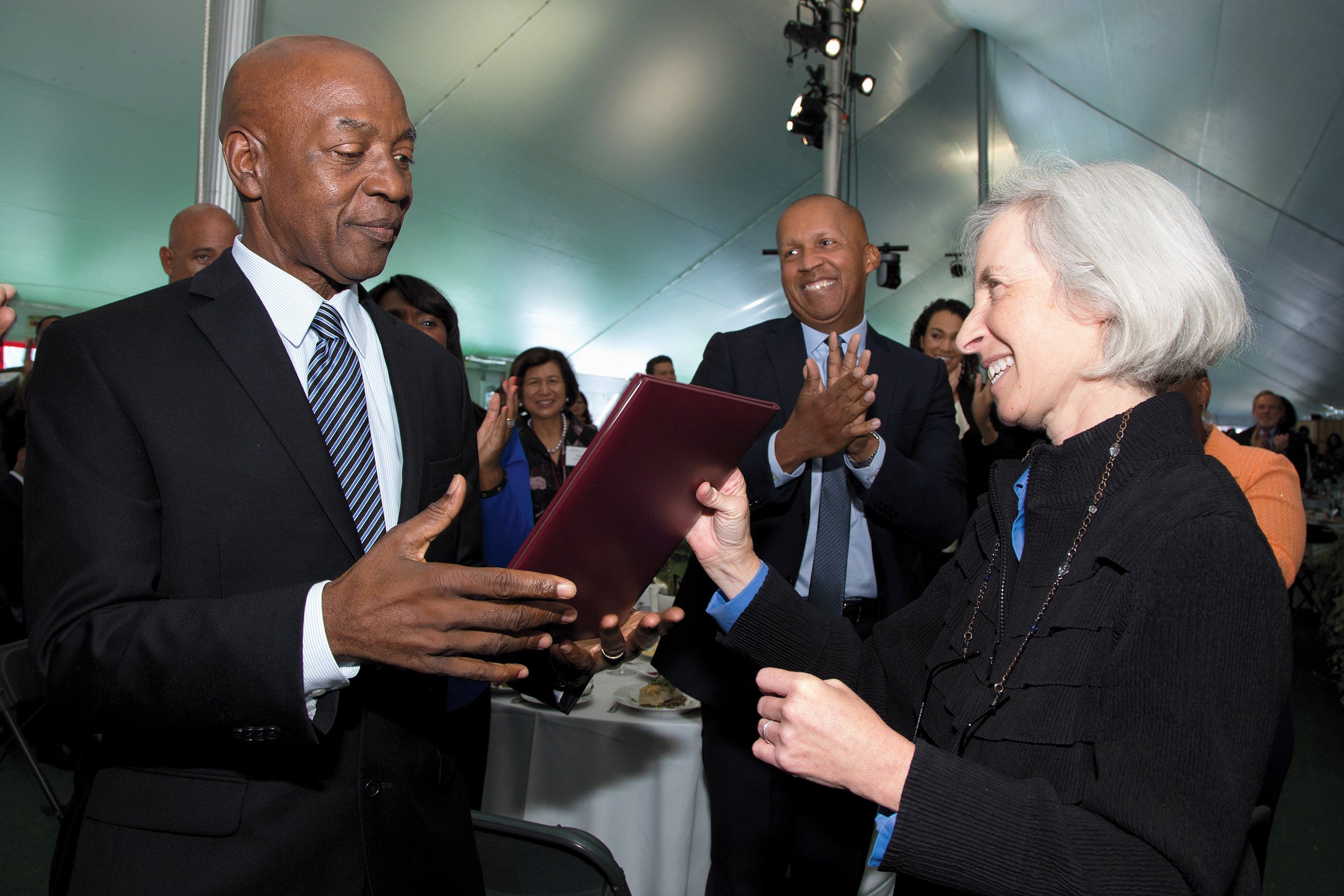 Professor Charles J. Ogletree Jr. ’78 is presented the Celebration of Black Alumni Award by Dean Martha Minow
