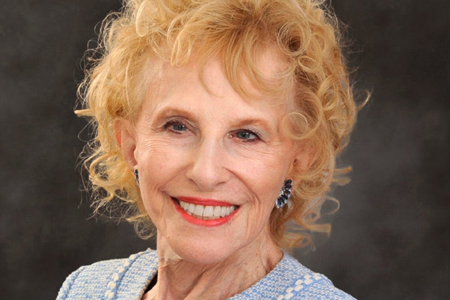 headshot Sondra Miller