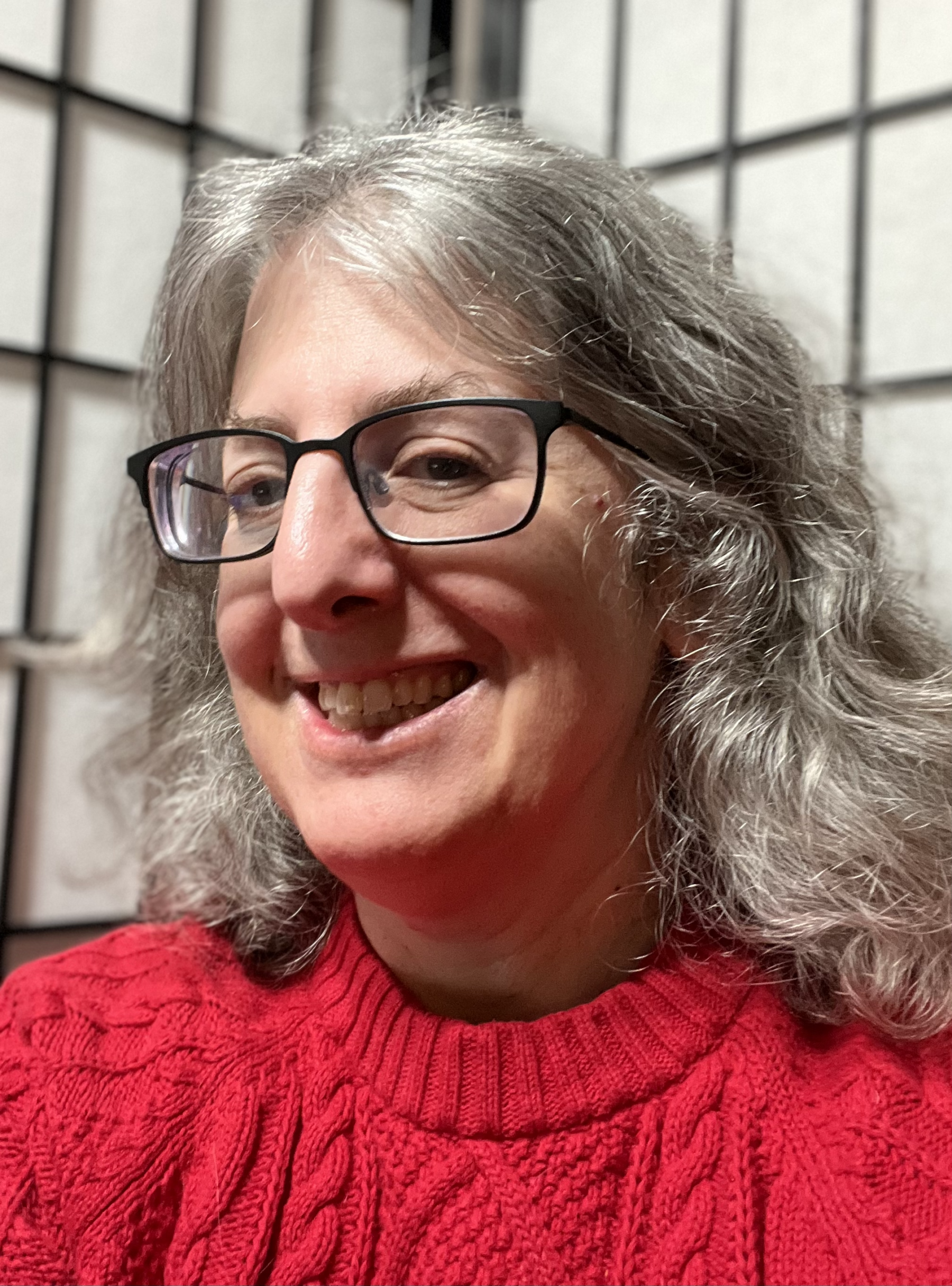 Headshot of Debbie Ginsberg.