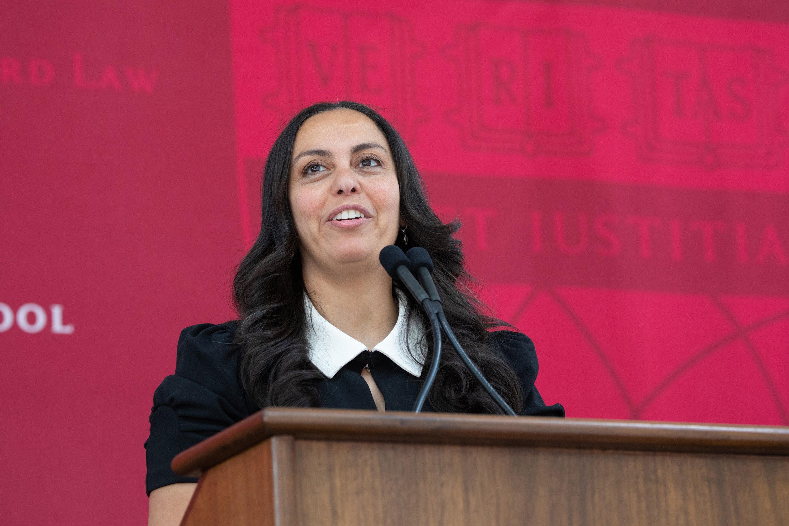 Sama ElBannan accepts Staff appreciation Award at Class Day 2023