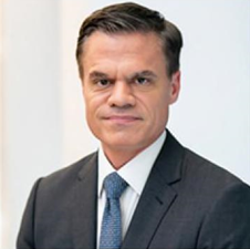 Peter Marta J.D. '03