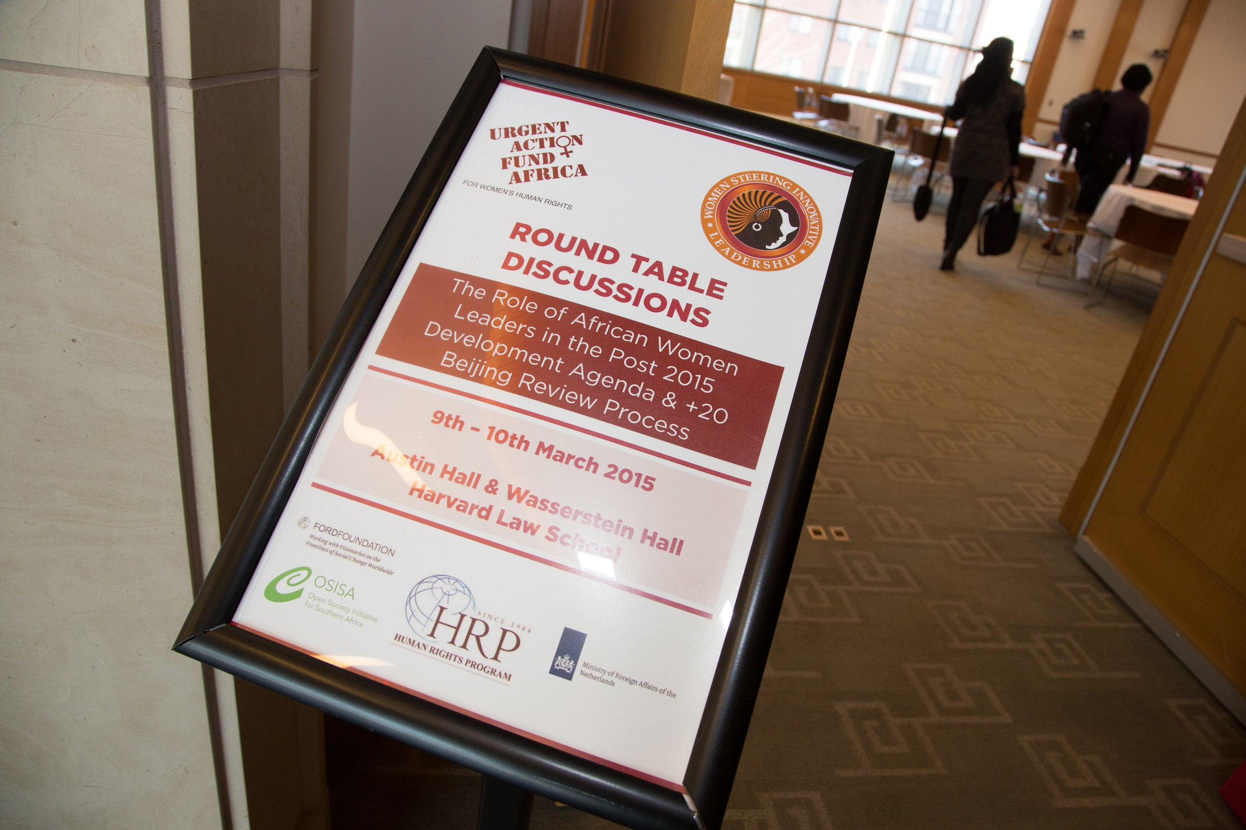 A notice for 'Round Table Discussions'