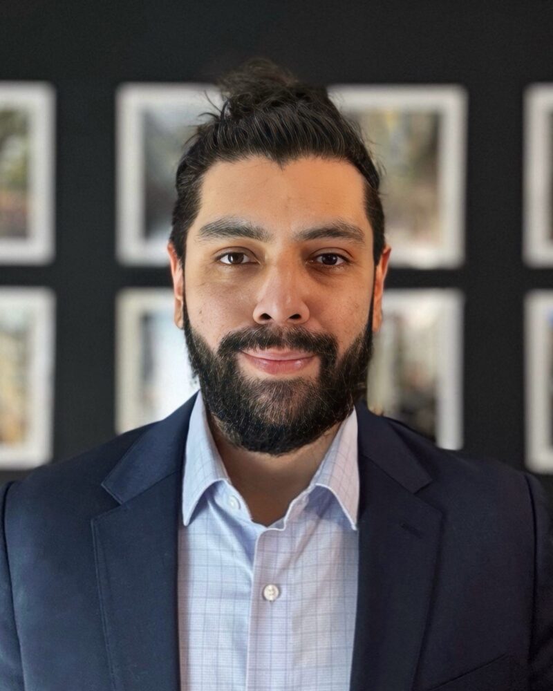 Jose Alcocer headshot.