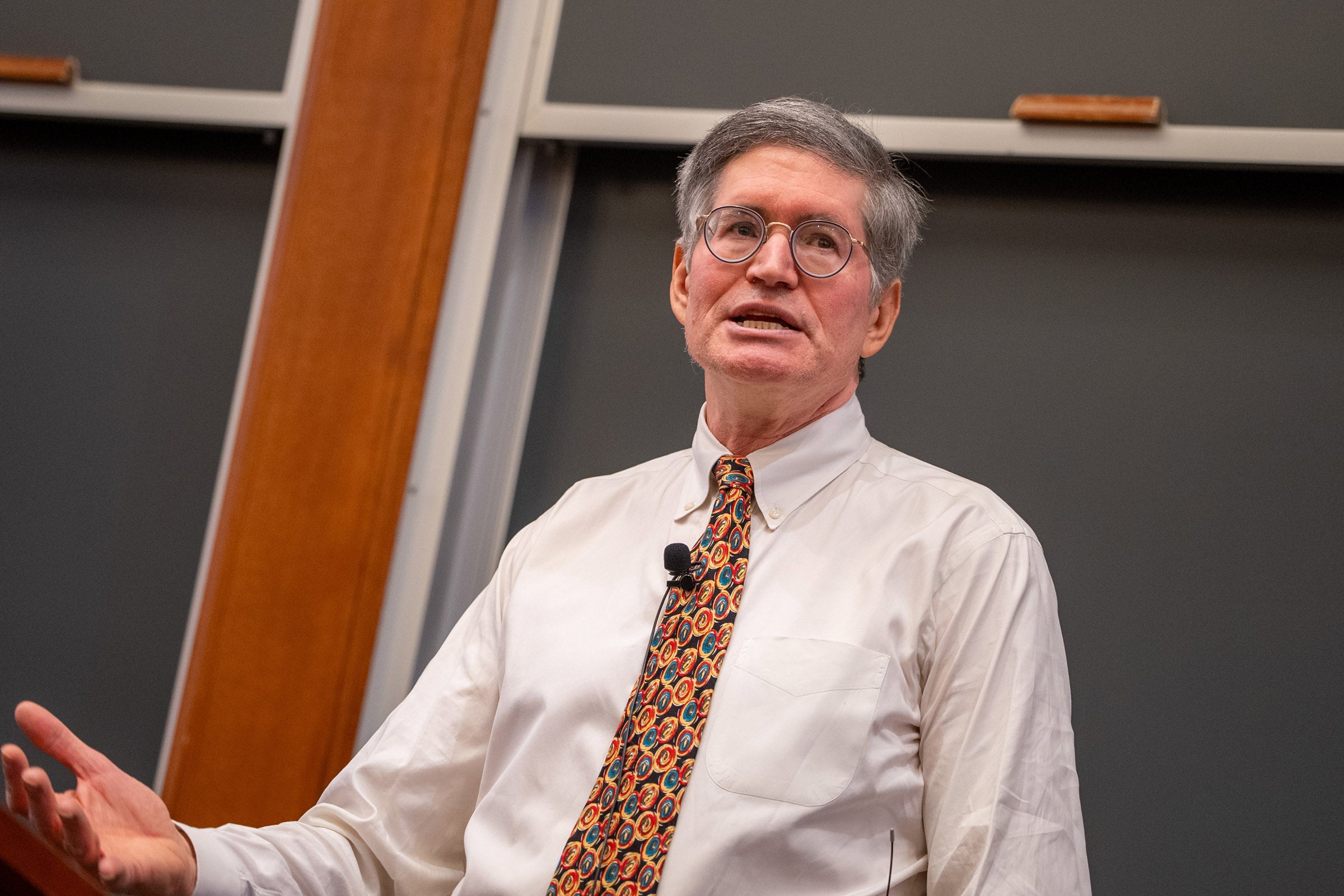 Featured image for Klarman advises students to stay engaged, for democracy’s sake article