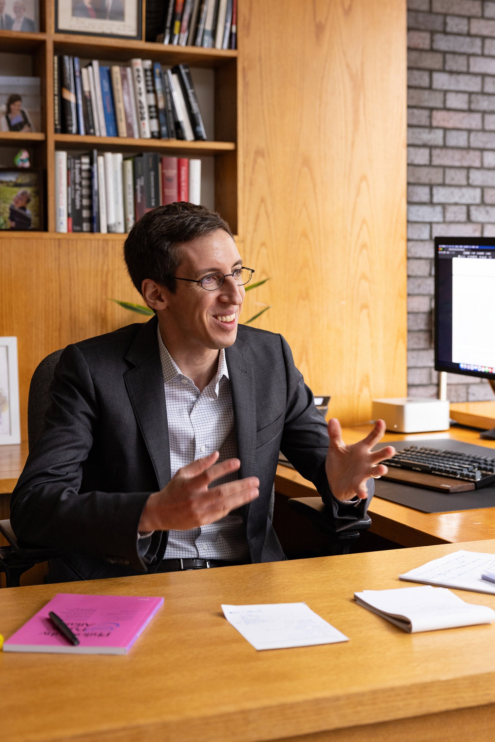 Featured image for Harvard Law professor launches Case Viewer app for easier access to court decisions article