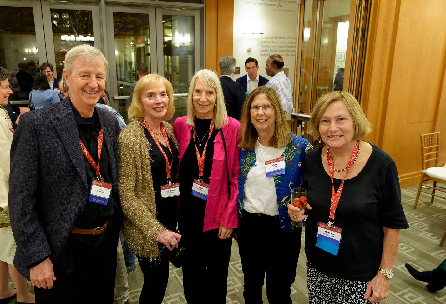 Group of alumni posing together