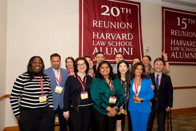 Alumni posing together for a photo