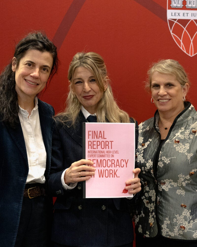 Isabelle Ferreras, Yolanda Diaz Pérez, Sharon Block.