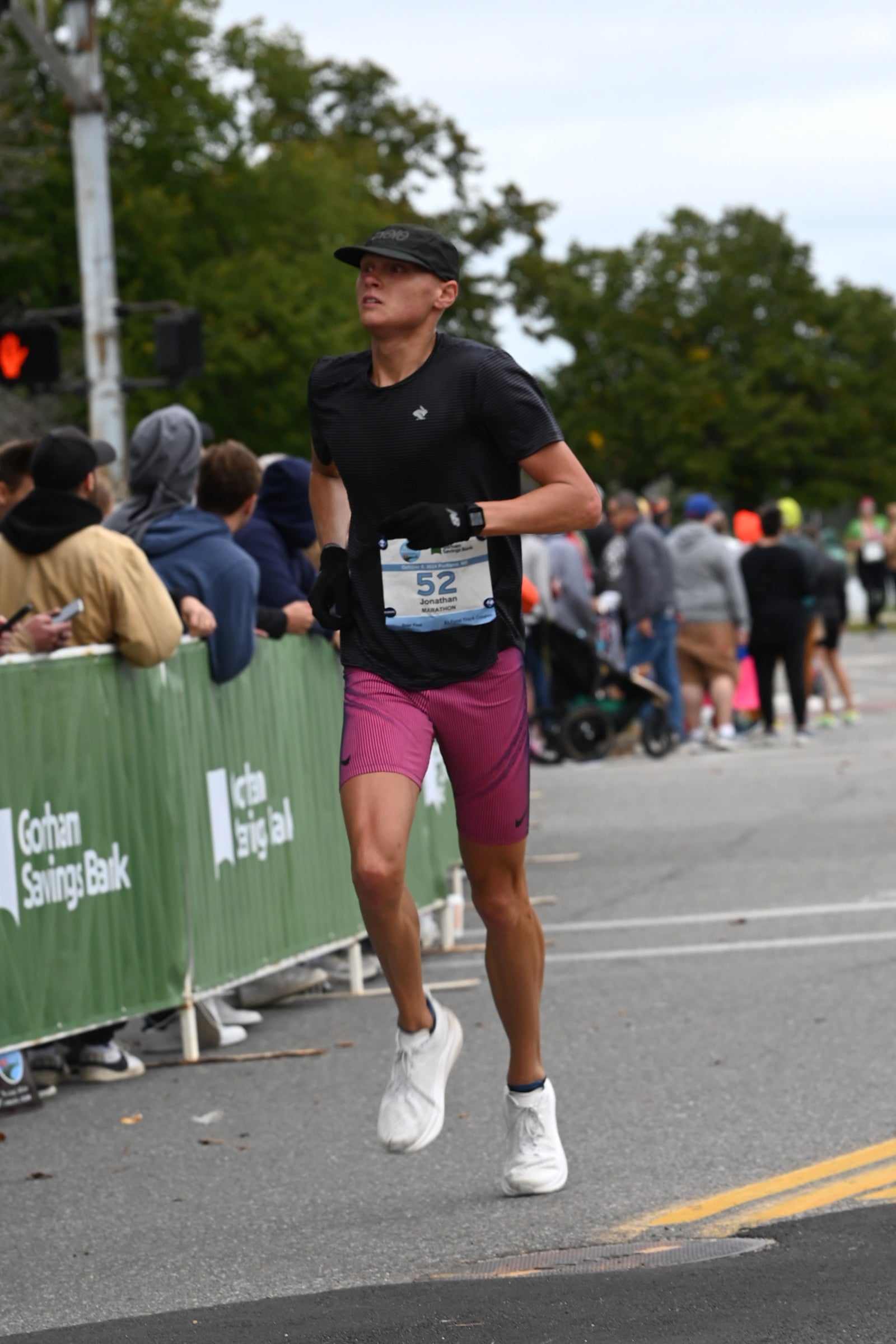 Jonathan Tucker running a marathon.