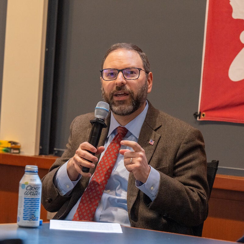 Stephen Sachs speaking at FedSoc event.